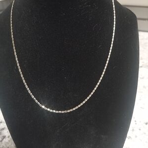 Meet your Posher, Lorr